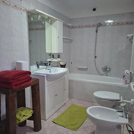 Апартаменты Casa Degli Alpaca Беллано