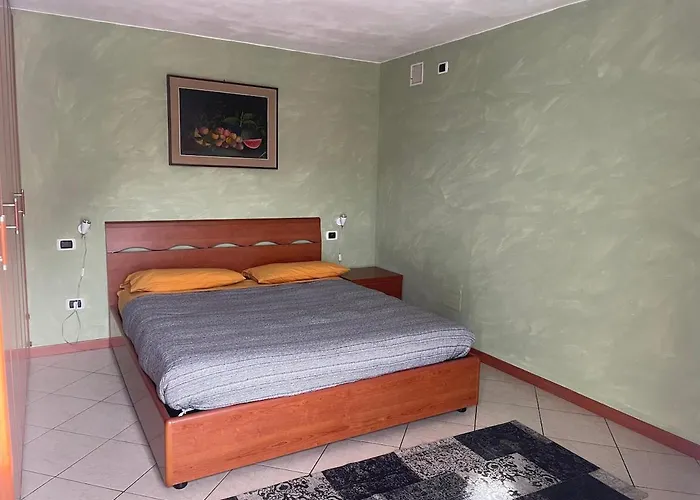 Casa Degli Alpaca Беллано